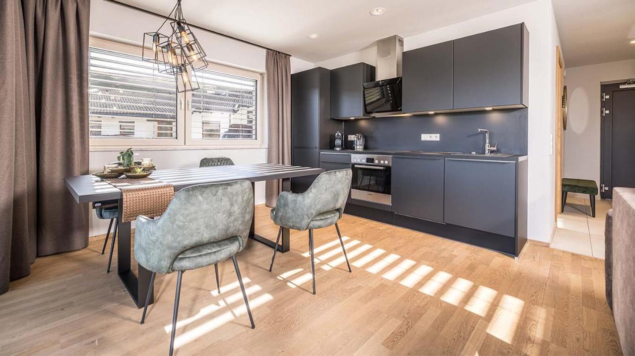 Greenview Apartment